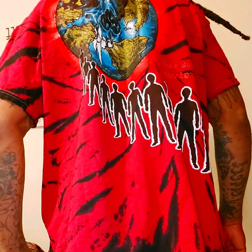 Graphic design t shirts